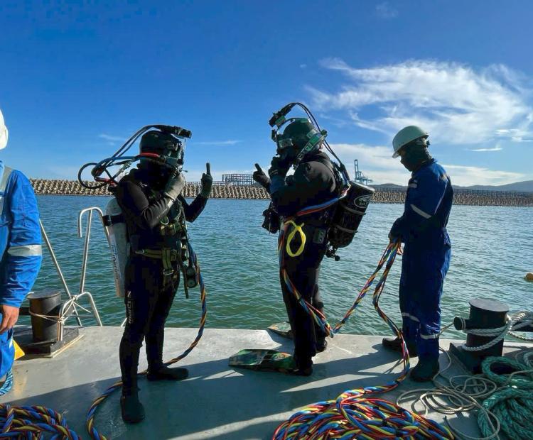 Hull Cleaning